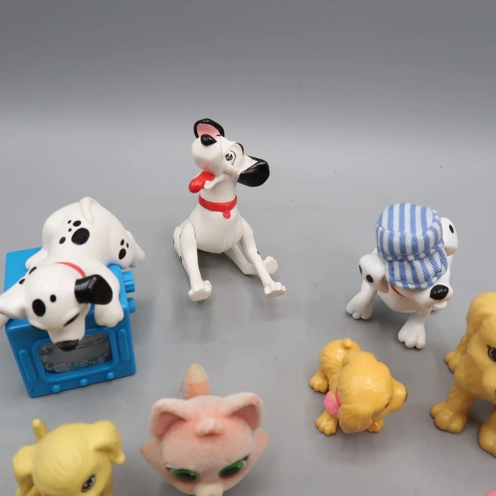 Cat and Puppy Dogs Figure Lot Mini Puppies Kittens Cartoon Toy